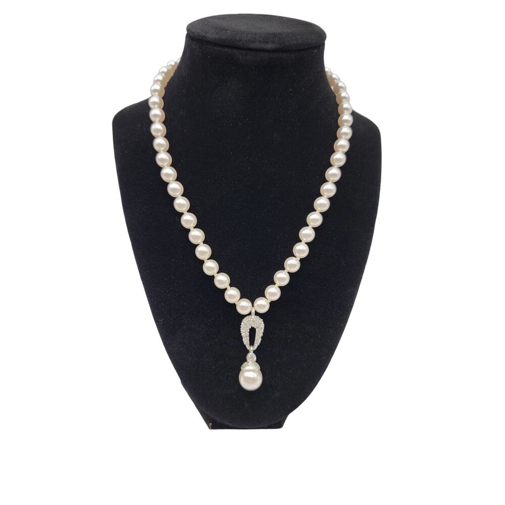 RMN White Faux Pearl & Rhinestone Necklace Lobster Closure Adjustable Silver